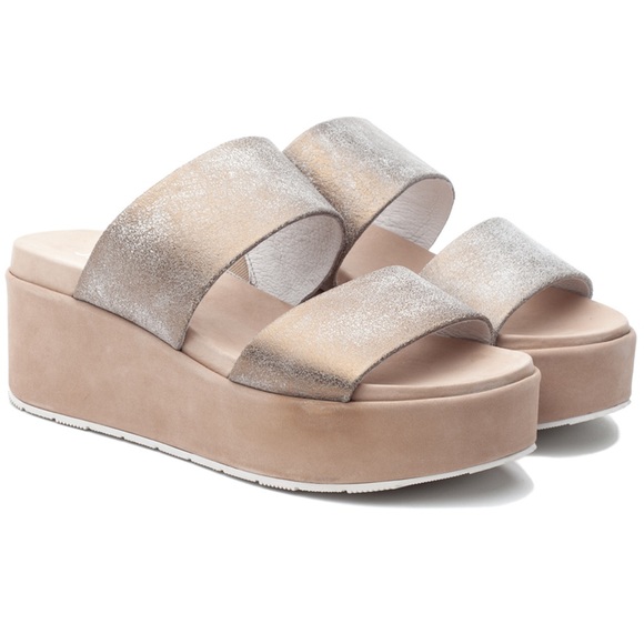 j slides quincy wedge